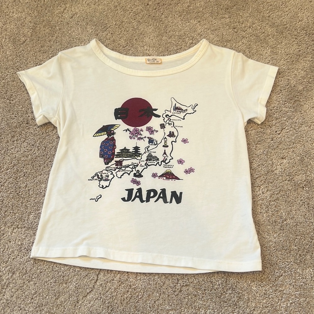 Brandy Melville - Japan baby tee